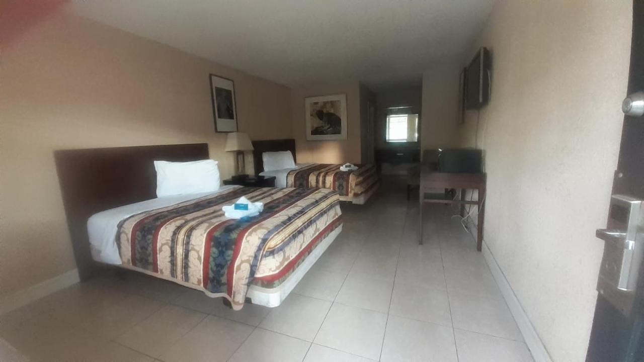 APM Inn&Suites - Jacksonville Eksteriør bilde