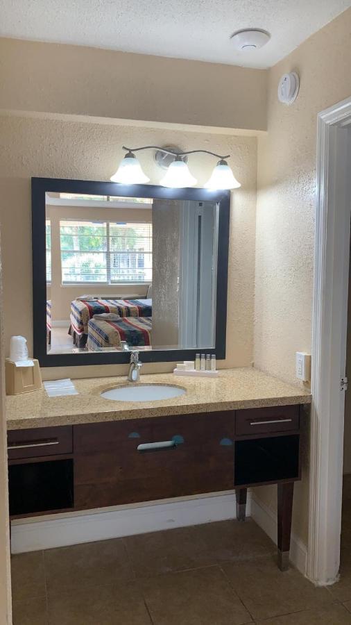 APM Inn&Suites - Jacksonville Eksteriør bilde