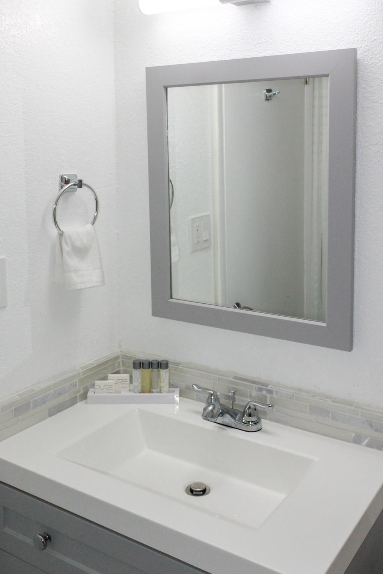APM Inn&Suites - Jacksonville Eksteriør bilde