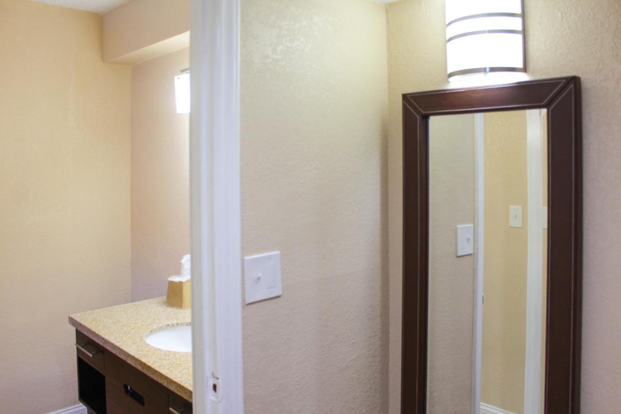 APM Inn&Suites - Jacksonville Eksteriør bilde