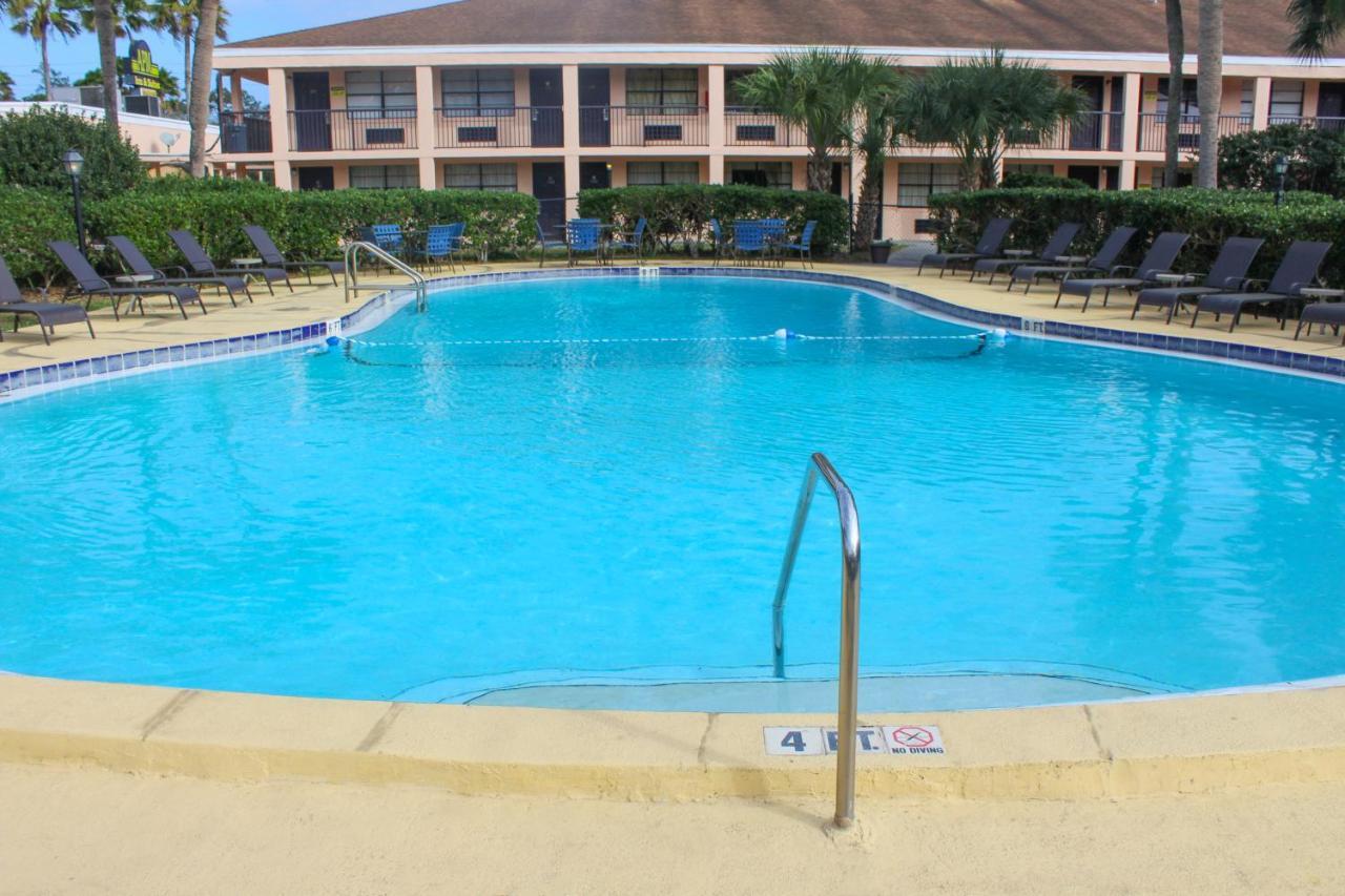 APM Inn&Suites - Jacksonville Eksteriør bilde